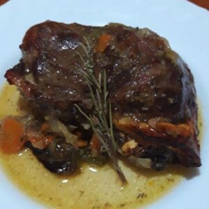 Carrillada de cerdo al horno con patatas